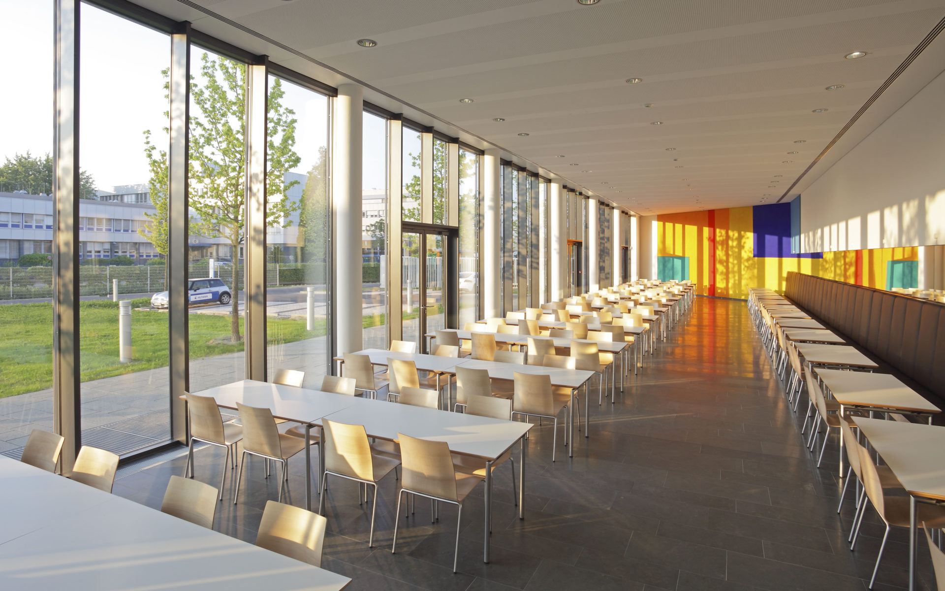 Headquarter Altana Kantine